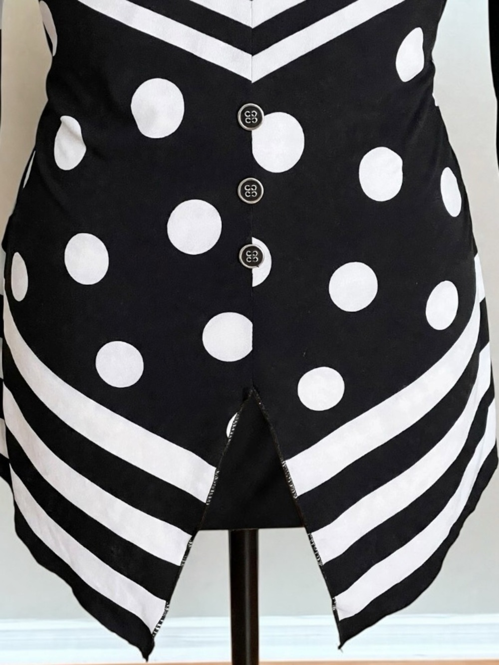 Frank Lyman Black White Polka Dot Chevron Tunic Top Size 8 - Picture 4 of 8